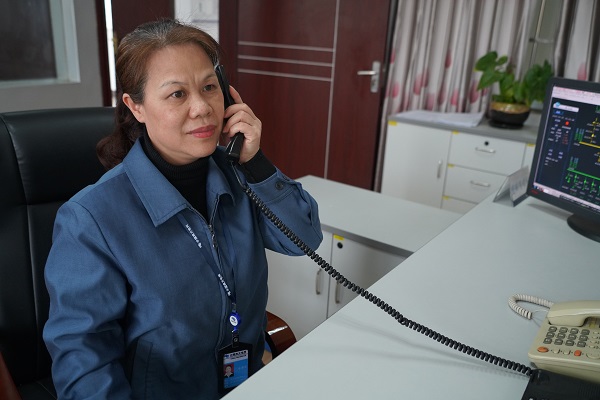 盡自己的一點力，站好最后一班崗——記柳城供電局電力調度控制中心全革慶