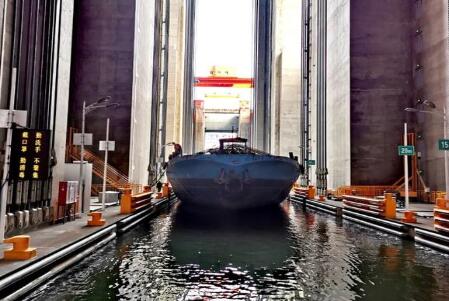 單日通貨7500噸，向家壩升船機(jī)通航創(chuàng)紀(jì)錄