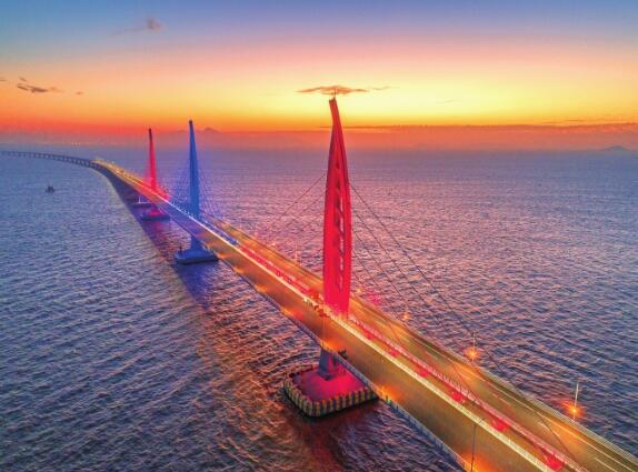 南方電網(wǎng)公司釋放改革能量 為“六穩(wěn)”“六?！痹鰟恿? width=