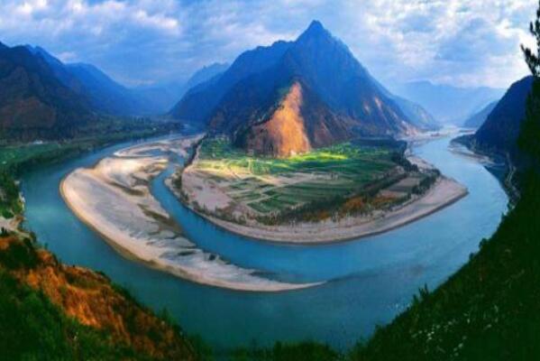 雅魯藏布江建2座電站，印度就喊“大壩威脅論”，中國本要建17座