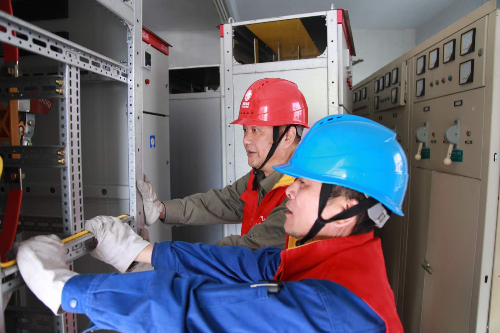 國網(wǎng)寧波市鄞州區(qū)供電公司：老舊小區(qū)煥然一新，居民幸福感顯著提高