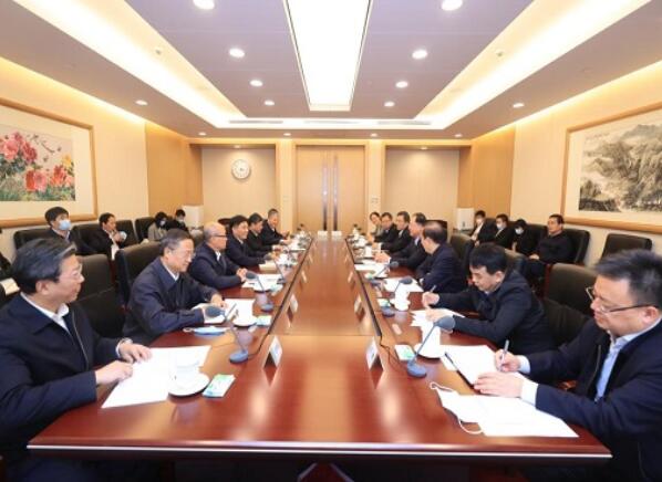 國家電網(wǎng)公司毛偉明、辛保安與生態(tài)環(huán)境部黨組書記孫金龍、部長黃潤秋舉行會談