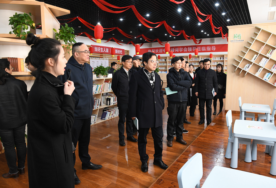 國網(wǎng)慈溪市供電公司“詩詞養(yǎng)心”獲贊譽(yù)