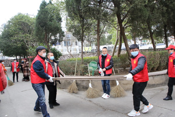 國(guó)網(wǎng)寧?？h供電公司：學(xué)雷鋒 青年在行動(dòng)