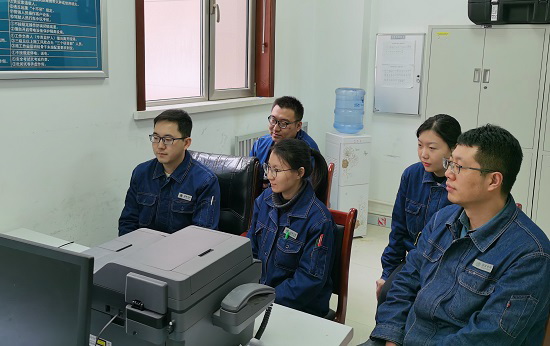 國(guó)網(wǎng)劉家峽水電廠“青工夜?！遍_講啦