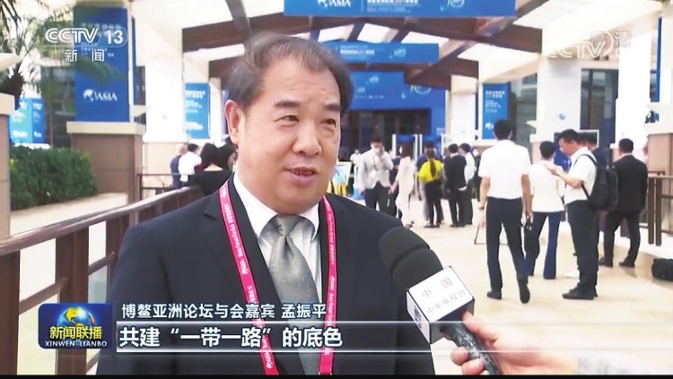 南方電網(wǎng)公司董事長、黨組書記孟振平接受央視《新聞聯(lián)播》采訪