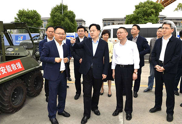常州市委副書記、市長陳金虎蒞臨中國安能二局常州分公司調(diào)研防汛抗旱工作