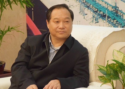 南方電網(wǎng)董事、黨組副書記畢亞雄：電網(wǎng)企業(yè)助力“30·60目標(biāo)”的舉措、思考和建議