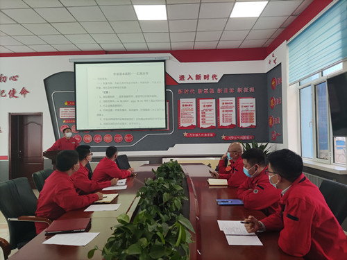 烏海電業(yè)局配電帶電作業(yè)處開(kāi)展技能練兵培訓(xùn)提