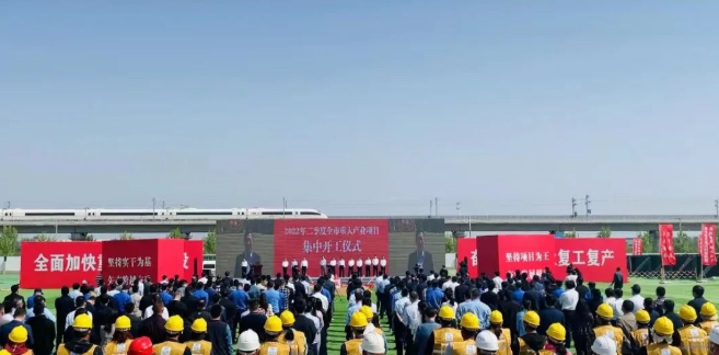 東方日升、晶科、阿特斯同時(shí)擴(kuò)產(chǎn)！