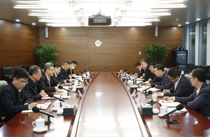 錢智民拜會(huì)中國海油董事長、黨組書記汪東進(jìn)