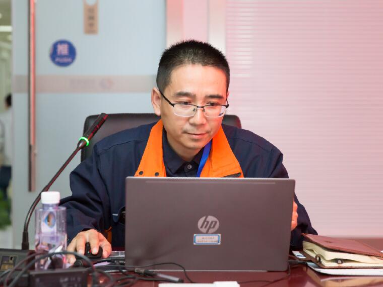 周效峰：半生矢志赴山河，鬢華雖改血仍殷