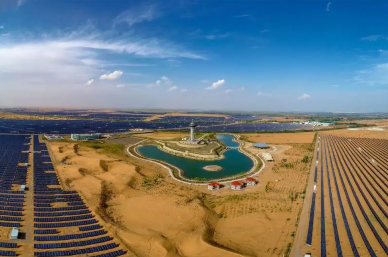 光伏治沙+風光大基地，寧夏“走出”生態(tài)保護和高質(zhì)量發(fā)展新道路