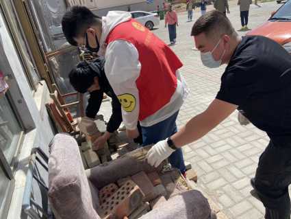 包聯(lián)攜手齊奮進，你我共創(chuàng)文明城