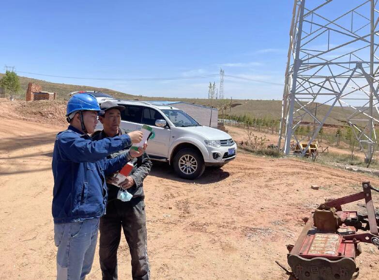 烏海超高壓供電公司：與外力破壞作斗爭，嚴守線路安全
