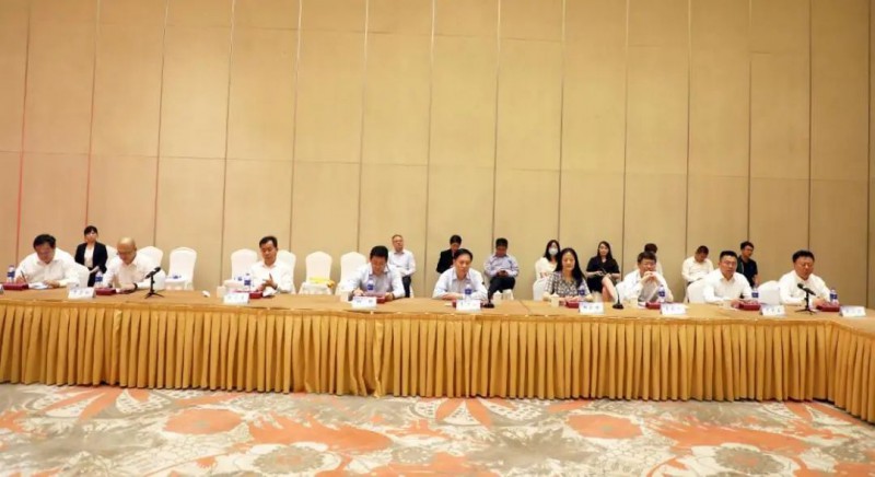 協(xié)鑫、徐工聯(lián)手！布局新能源