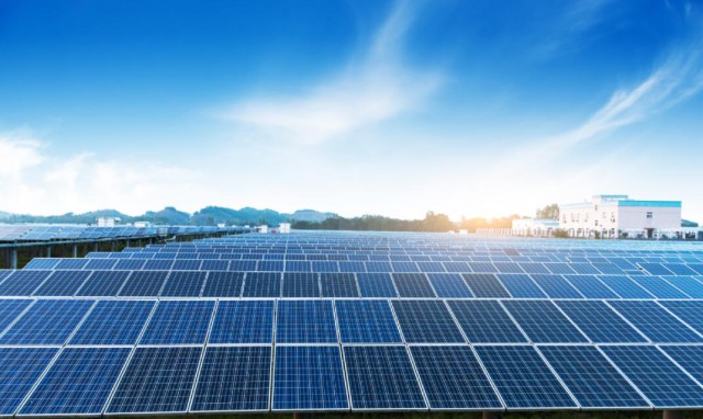 提高利用效率，優(yōu)化資源配置，光伏助力工業(yè)領域碳減排