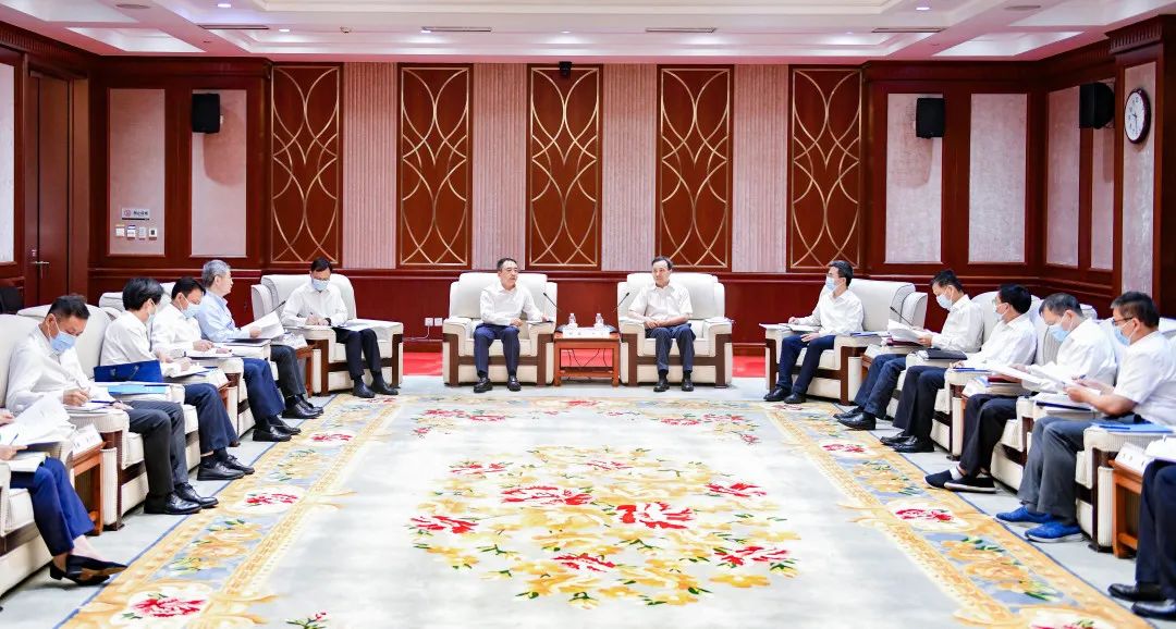 鄒磊拜訪國家開發(fā)銀行黨委書記、董事長趙歡