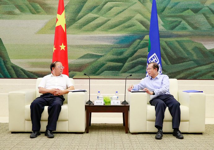 國(guó)家電投總經(jīng)理、黨組副書(shū)記江毅會(huì)見(jiàn)湖北省武漢市委常委、武漢經(jīng)開(kāi)區(qū)工委書(shū)記劉子清