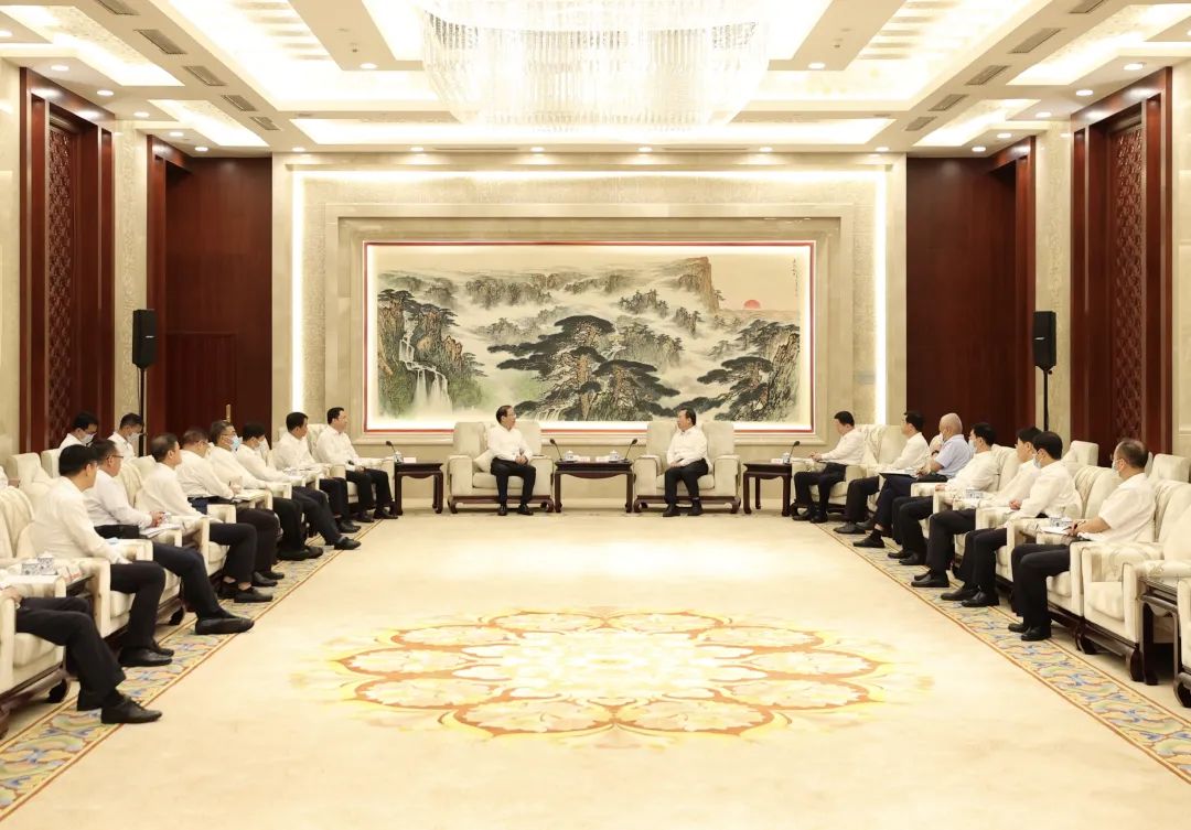 辛保安與山東省委書記李干杰、省長周乃翔會談