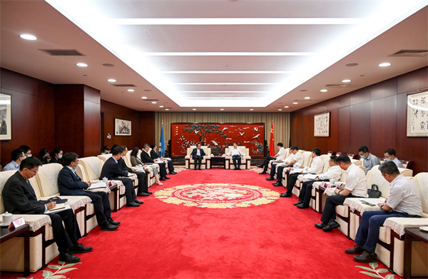 溫樞剛會(huì)見(jiàn)中國(guó)進(jìn)出口銀行黨委書(shū)記、董事長(zhǎng)吳富林