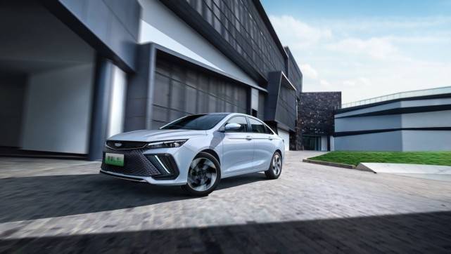 轉(zhuǎn)型跑出加速度，吉利新能源產(chǎn)品全面起飛