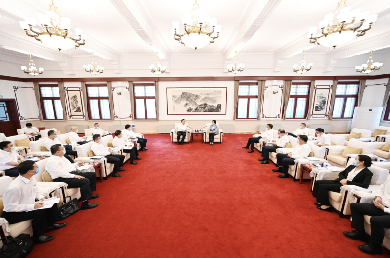 宋海良與江蘇省委常委、南京市委書記韓立明、市長(zhǎng)夏心旻會(huì)談