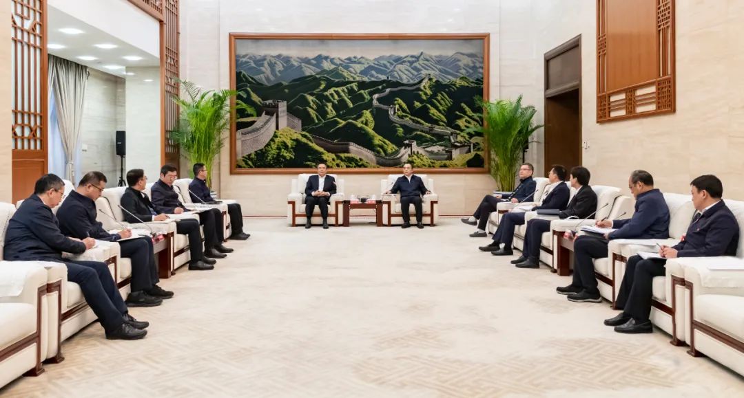 大唐集團(tuán)黨組書記、董事長鄒磊會見哈電集團(tuán)黨委書記、董事長曹志安