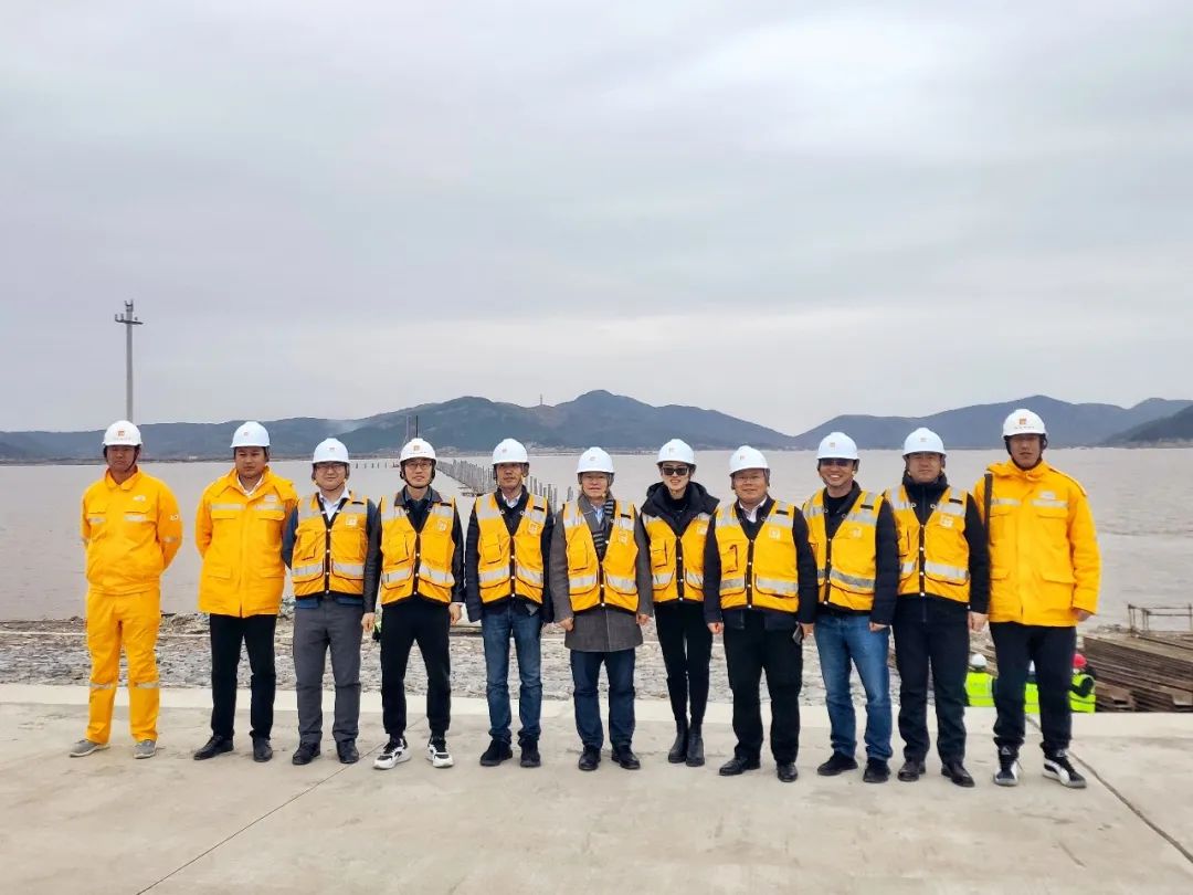 華潤(rùn)華東大區(qū)副總經(jīng)理、財(cái)務(wù)總監(jiān)高中元赴浙江公司指導(dǎo)調(diào)研