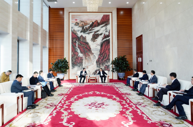 中國(guó)能建黨委書(shū)記、董事長(zhǎng)宋海良與臨沂市委書(shū)記任剛座談