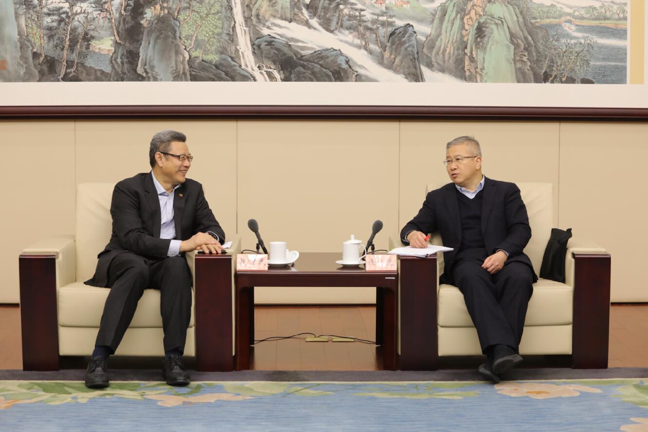 國(guó)家電投黨組書記、董事長(zhǎng)錢智民拜會(huì)浙江省委常委、常務(wù)副省長(zhǎng)徐文光