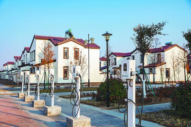 從“里程焦慮”到售后保障，這些是電動(dòng)車前行路上“攔路虎”