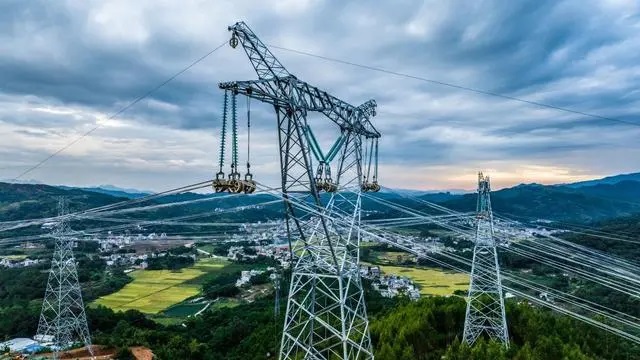 綠色動能促“雙碳”!廣東電網(wǎng):預(yù)計2025年將基本建成28個新型電力系統(tǒng)示范區(qū)