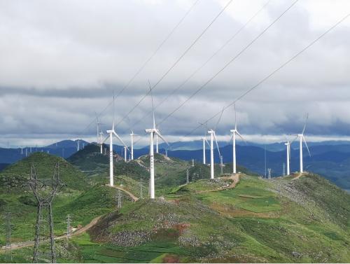云南省能源局: 上半年全省統調光伏發(fā)電量達50.9億千瓦時,同比增長116.5%