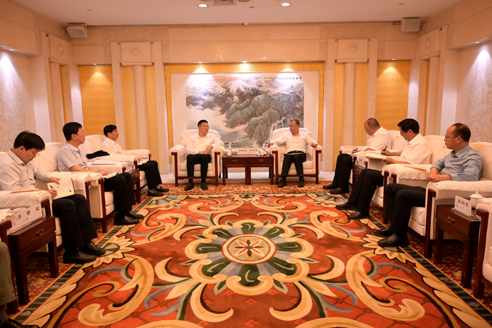 國(guó)家電投副總經(jīng)理徐樹(shù)彪與西寧市委書記王衛(wèi)東會(huì)談