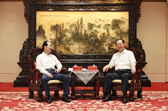 中國電建黨委書記、董事長丁焰章拜會(huì)湖南省省長毛偉明