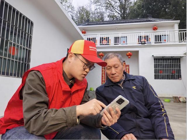 村網(wǎng)共建，讓村里老人生活更方便!