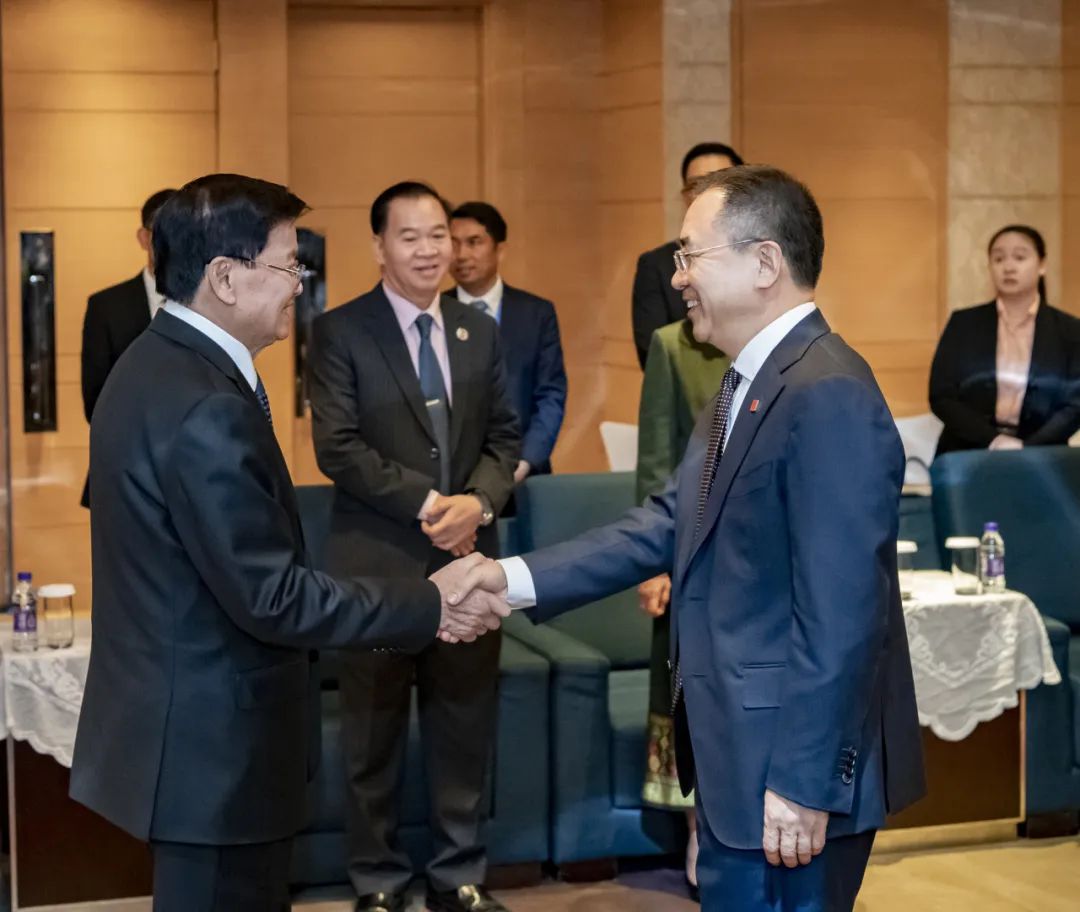 大唐集團黨組書記、董事長鄒磊拜會老撾國家主席通倫·西蘇里