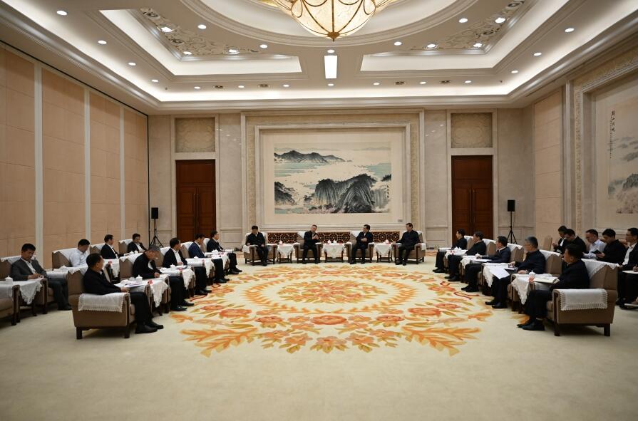 三峽集團董事長、黨組書雷鳴山拜會江蘇省委書記信長星、 省長許昆林