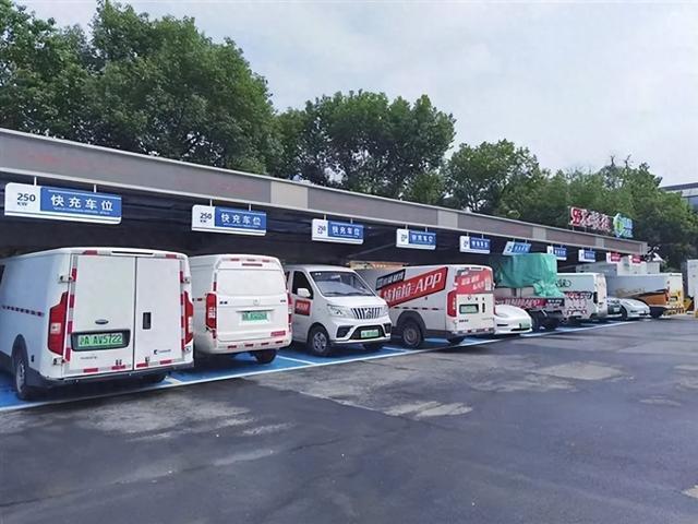 新能源帶火“充電寶”，新型儲(chǔ)能開(kāi)啟黃金賽道