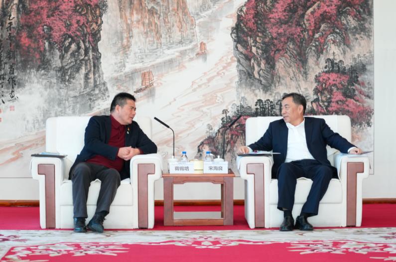 宋海良與“三新”聯(lián)盟成員遠東控股集團創(chuàng)始人、董事局主席蔣錫培會談