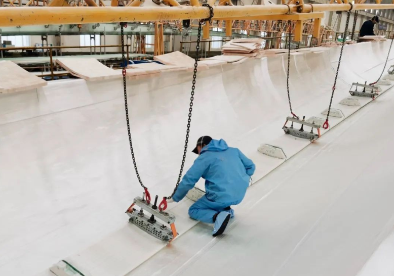 突破！風(fēng)電葉片可回收材料的開發(fā)及落地應(yīng)用