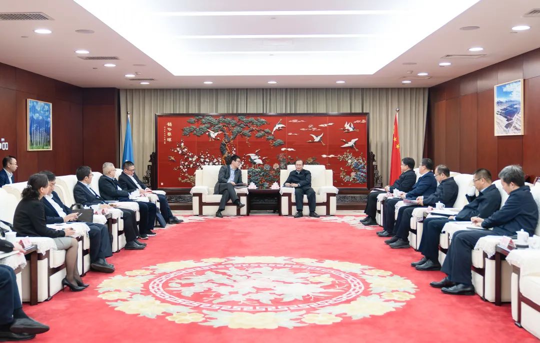 華電黨組書記、董事長(zhǎng)江毅會(huì)見(jiàn)上海電氣集團(tuán)黨委書記、董事長(zhǎng)吳磊