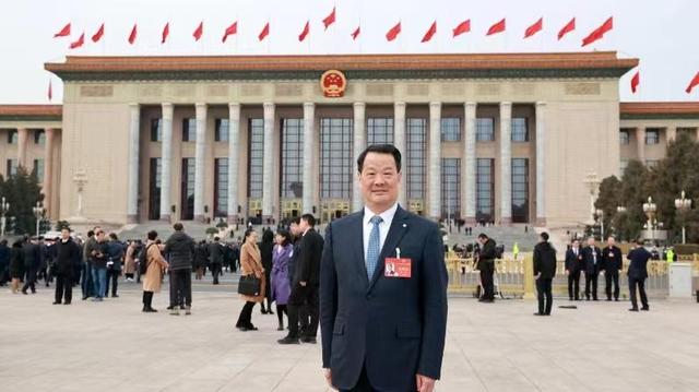 【兩會(huì)好聲音】彭壽院士建議：以應(yīng)用導(dǎo)向?yàn)橹黧w，真正實(shí)現(xiàn)綠色低碳產(chǎn)業(yè)高質(zhì)量發(fā)展