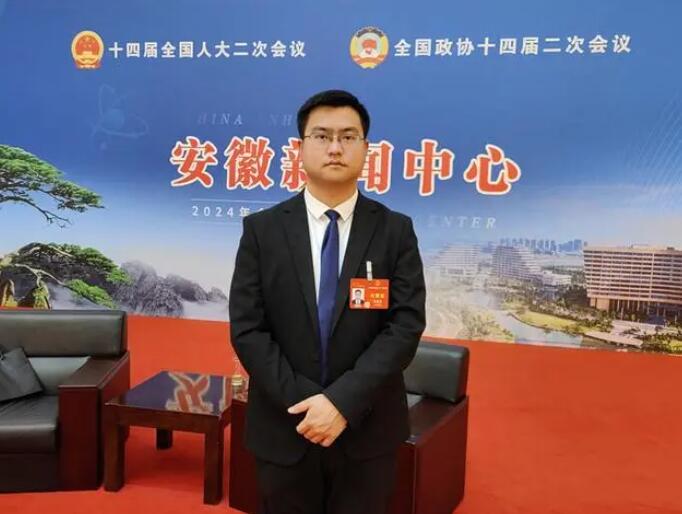 全國(guó)人大代表、國(guó)軒高科姚金?。簶?biāo)準(zhǔn)、技術(shù)、產(chǎn)業(yè)鏈多管齊下，推動(dòng)電化學(xué)儲(chǔ)能產(chǎn)業(yè)高質(zhì)量發(fā)展