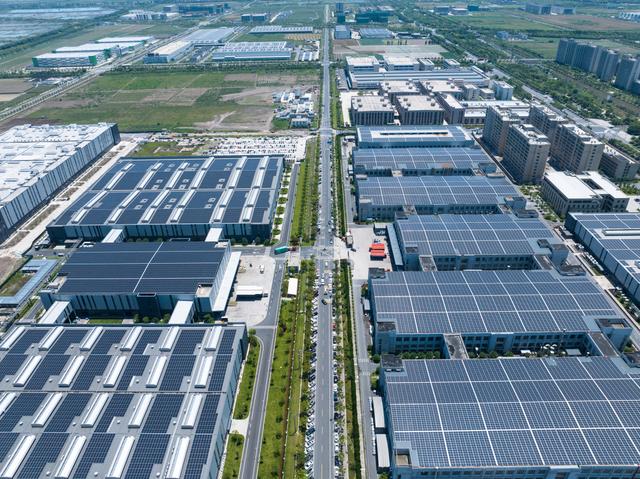 國家新型儲能試點示范項目東營并網(wǎng)投運，引領(lǐng)能源新篇章