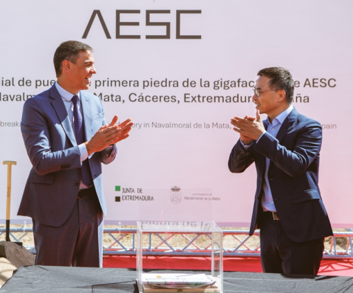 遠(yuǎn)景動(dòng)力建設(shè)歐洲首個(gè)磷酸鐵鋰電池超級(jí)工廠(chǎng)!首相桑切斯出席見(jiàn)證