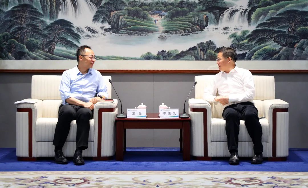 中國電氣裝備黨委書記、董事長李洪鳳會(huì)見銀河證券黨委書記、董事長王晟