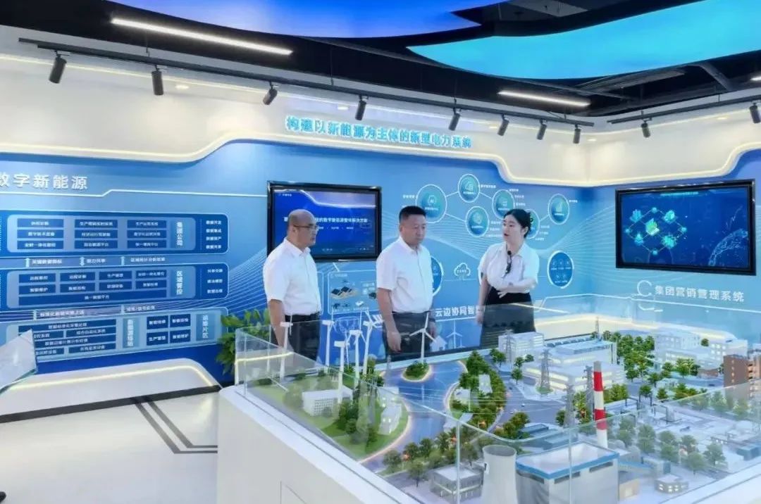 華電內(nèi)蒙古公司黨委書記、董事長那仁滿都拉與國電南自黨委書記、董事長經(jīng)海林會談交流