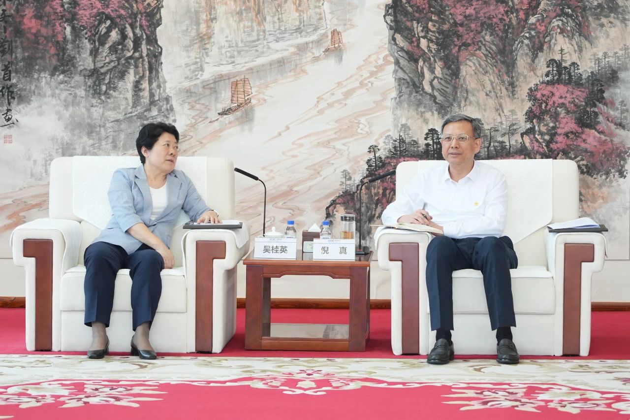 中國能建黨委副書記、總經(jīng)理倪真與湖南省委常委、長沙市委書記吳桂英會談